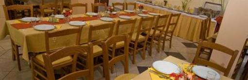 фото отеля Hotel Akropol