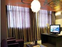 For You Theme Hotel Jinjiang Branch