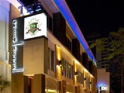 фото отеля The Green Bells Hotel Bangkok