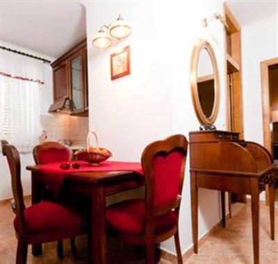 фото отеля Barba Petra Dvori Apartments
