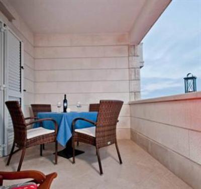фото отеля Barba Petra Dvori Apartments