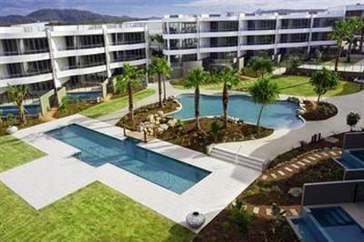 фото отеля Cotton Beach Apartments