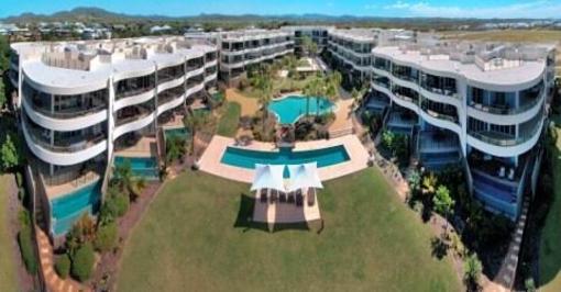 фото отеля Cotton Beach Apartments