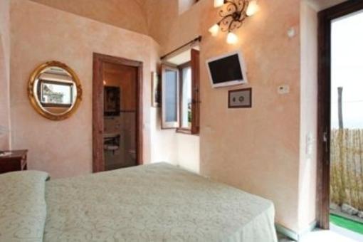 фото отеля L'Antico Borgo Dei Limoni Bed & Breakfast Amalfi
