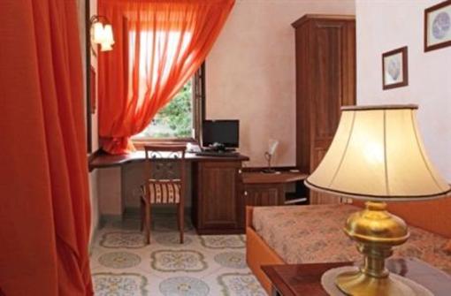 фото отеля L'Antico Borgo Dei Limoni Bed & Breakfast Amalfi
