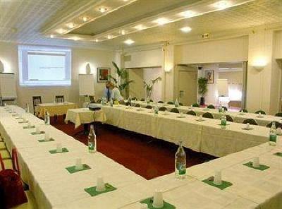 фото отеля Hotel Le Pariou Issoire