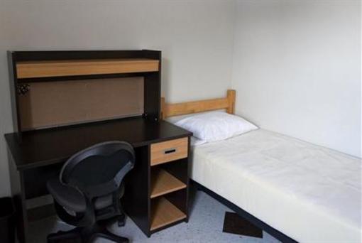фото отеля UWinnipeg Downtown Hostel