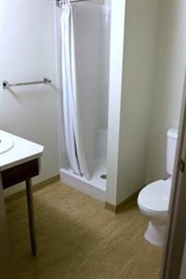 фото отеля UWinnipeg Downtown Hostel