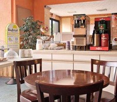 фото отеля Days Inn Lanett