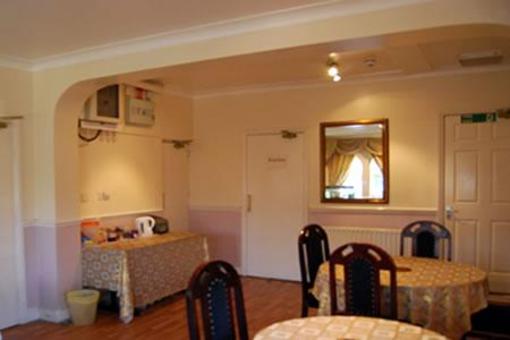 фото отеля Hillingdon Lodge