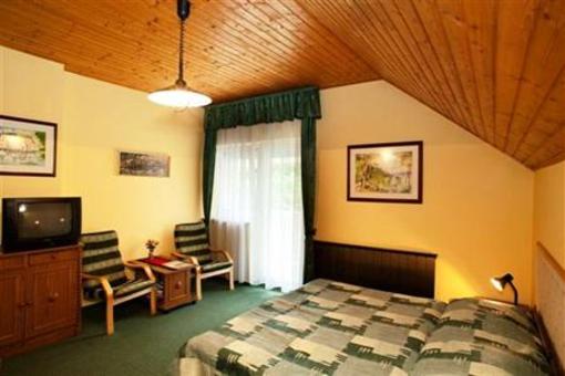 фото отеля Klara Villa Apartman