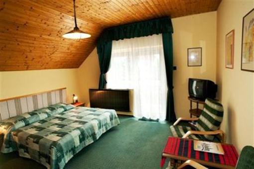 фото отеля Klara Villa Apartman