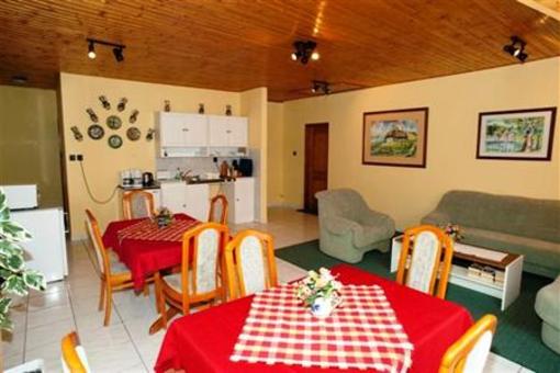 фото отеля Klara Villa Apartman