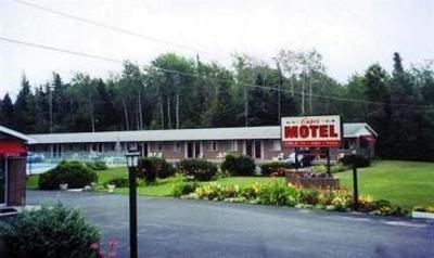 фото отеля Capri Motel Mackinaw City