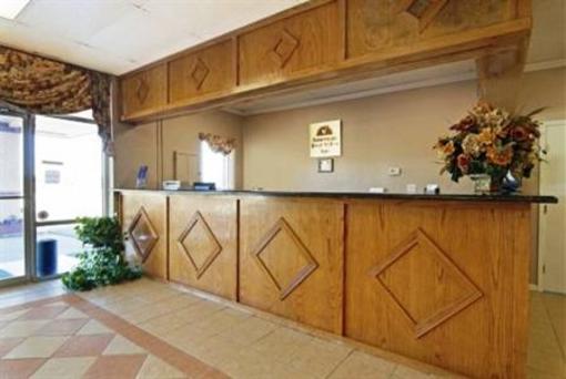 фото отеля Howard Johnson Jennings