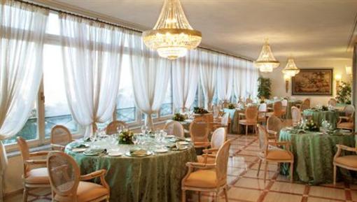 фото отеля Gran Hotel Helio Cabala