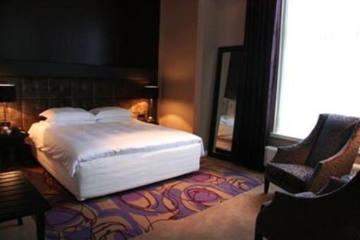 фото отеля Sandton Hotel Pillows