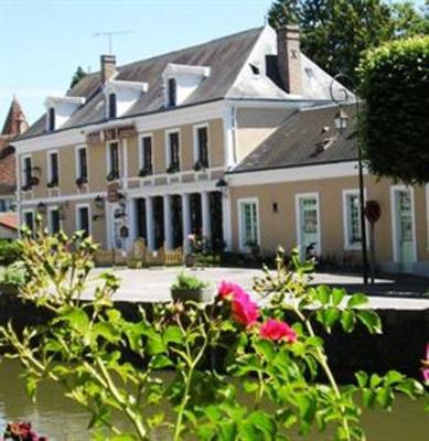 фото отеля Logis Le Relais Saint Louis