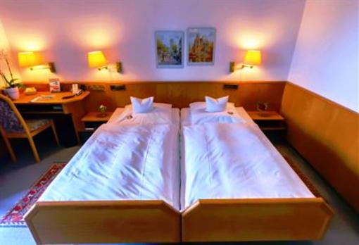 фото отеля Linde Hotel Esslingen am Neckar