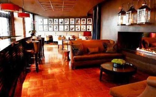 фото отеля Aviator Hotel