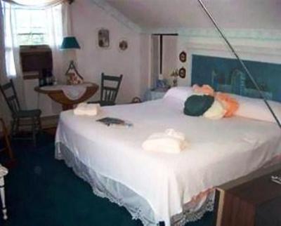 фото отеля The Big Oak Bed and Breakfast Sandusky
