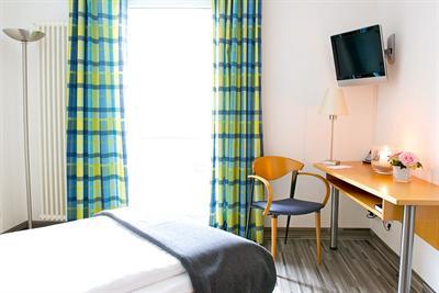 фото отеля S&G Wilhelmshoher Tor Hotel Garni