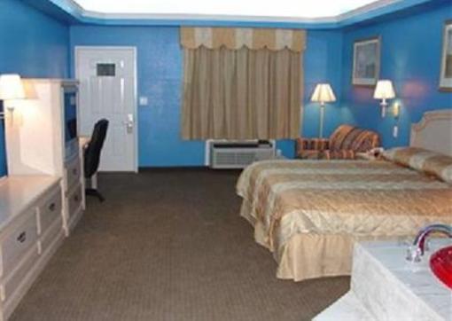 фото отеля Econo Lodge Inn & Suites Memphis