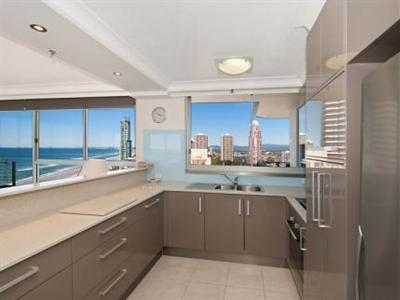 фото отеля Sunbird Beach Resort Gold Coast