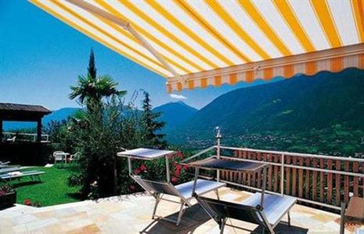 фото отеля Hotel Bellevue Tirolo