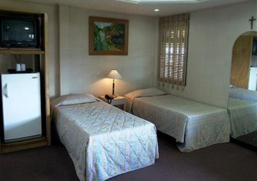 фото отеля Ridgeview Chalets