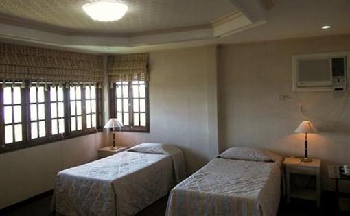 фото отеля Ridgeview Chalets
