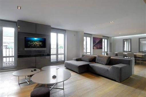 фото отеля Apartamentos Plaza Espana Deluxe Zaragoza