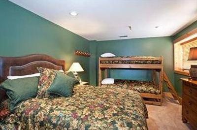 фото отеля Bear Hollow Apartments Park City