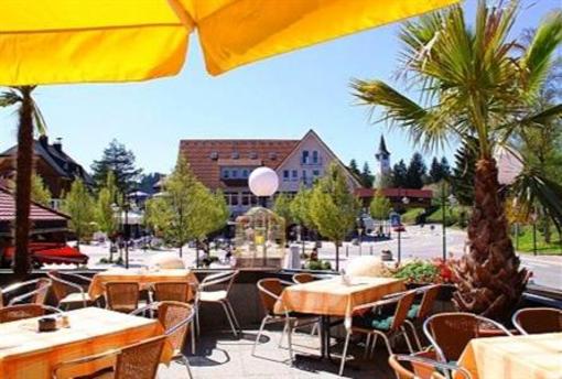 фото отеля Hotel Sonneneck Titisee-Neustadt