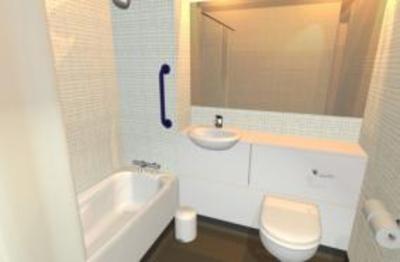 фото отеля Travelodge Holyhead Hotel