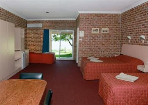 фото отеля Gloucester Country Lodge Motel