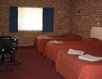фото отеля Gloucester Country Lodge Motel