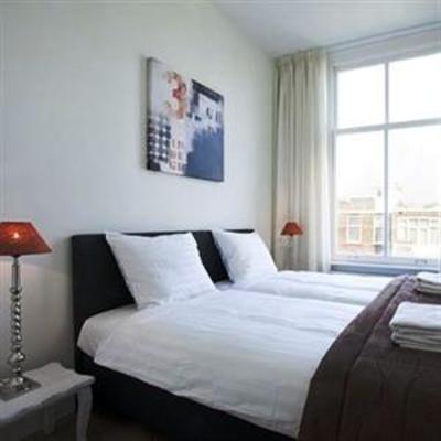 фото отеля Kees Apartment