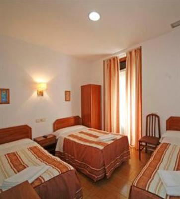 фото отеля Hostal San Antonio Madrid
