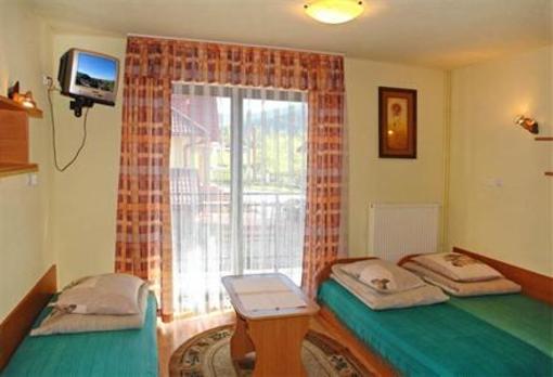 фото отеля Willa Tram Guesthouse Niedzwiedz