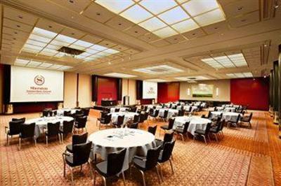 фото отеля Sheraton Amsterdam Airport Hotel and Conference Center