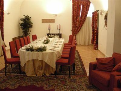 фото отеля Albergo Degli Amici Chieti