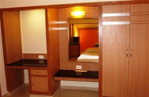фото отеля Sree Murugan Hotel