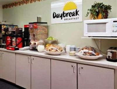 фото отеля Days Inn Eau Claire West