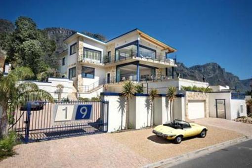 фото отеля Ocean View Villa Cape Town