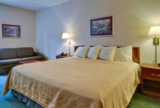 фото отеля Best Western Plaza Hotel Saugatuck