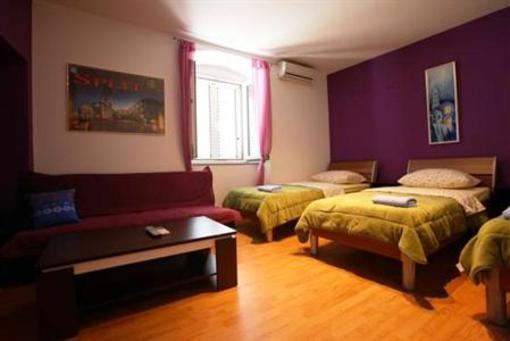 фото отеля Rooms Denis
