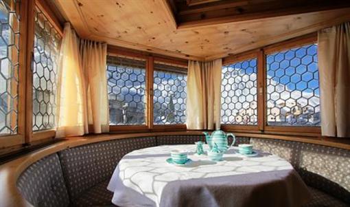 фото отеля Arlberghohe De Luxe Hotel St. Christoph am Arlberg