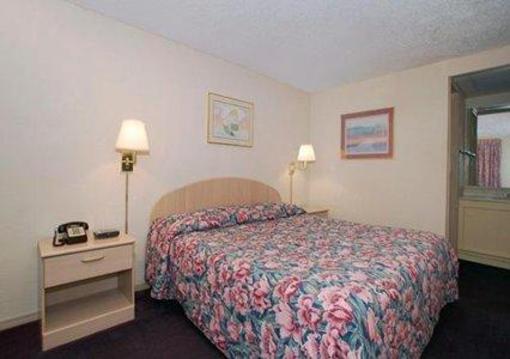 фото отеля Rodeway Inn Findlay