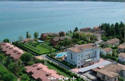 фото отеля Hotel Peschiera